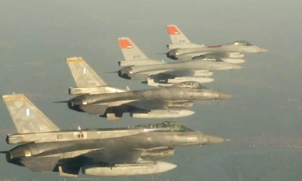 Ελλάδα - Αίγυπτος: Υπέγραψαν πρόγραμμα διμερούς στρατιωτικής συνεργασίας